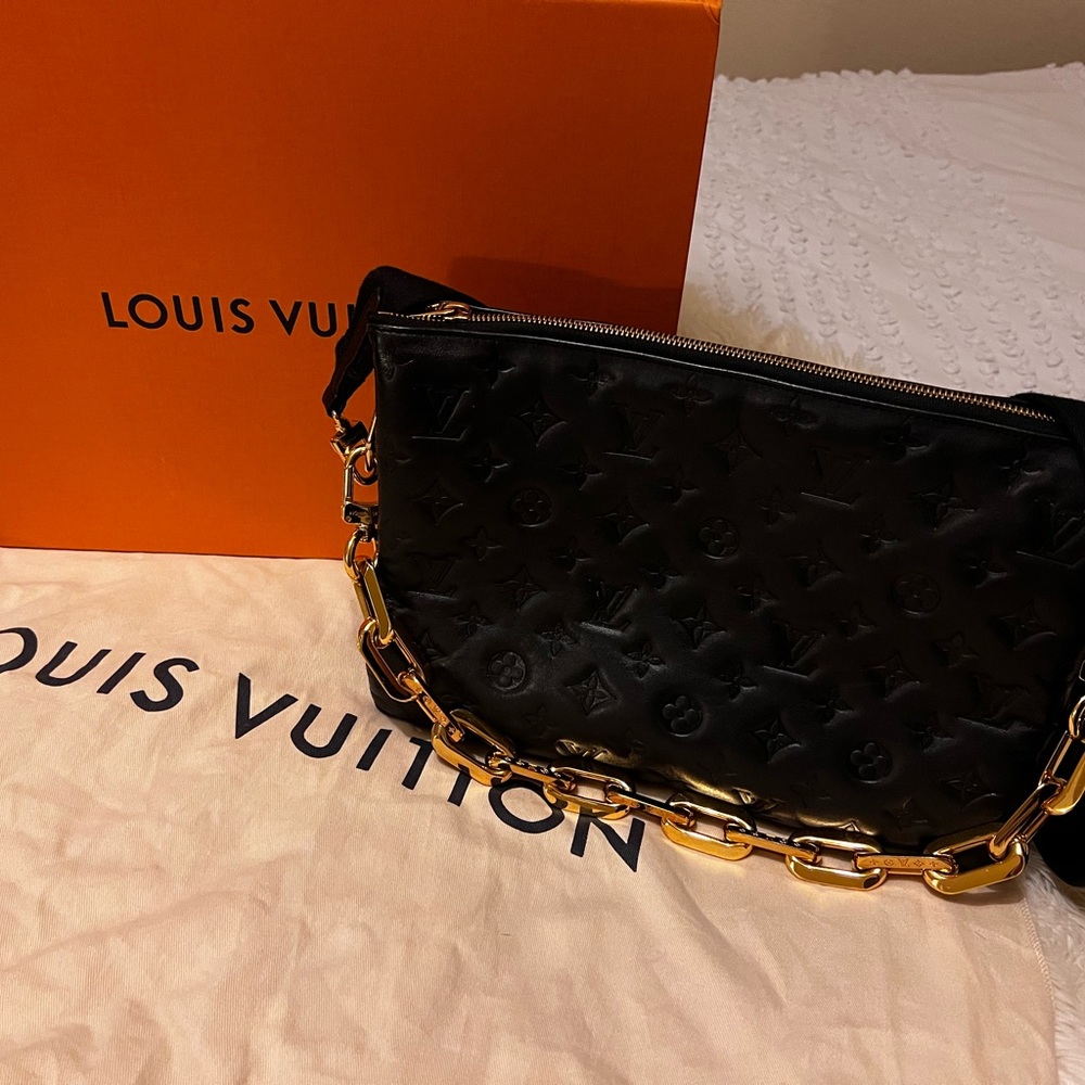 Louis Vuitton Coussin MM with receipt and new chain